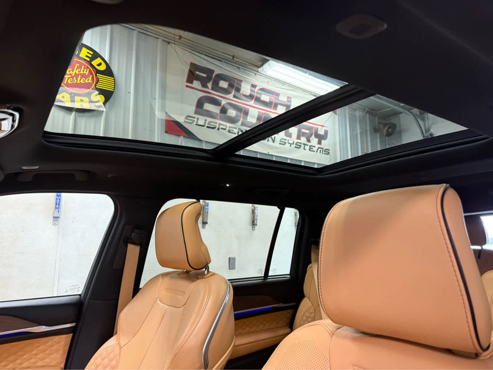 Used 2021 Jeep Grand Cherokee L Summit w/ Luxury Tech Group V image 12