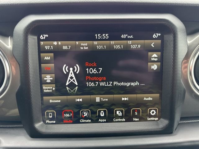 Certified 2022 Jeep Gladiator Overland AWD/4WD image 13