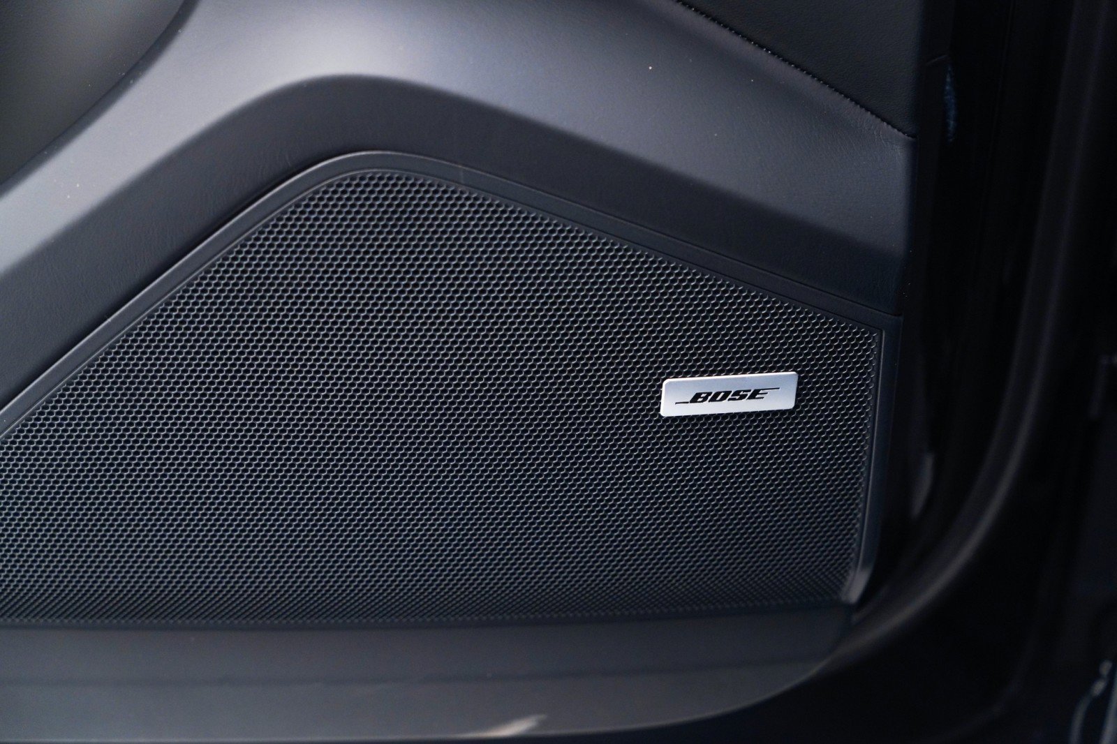 New 2026 Porsche Cayenne GTS image 23