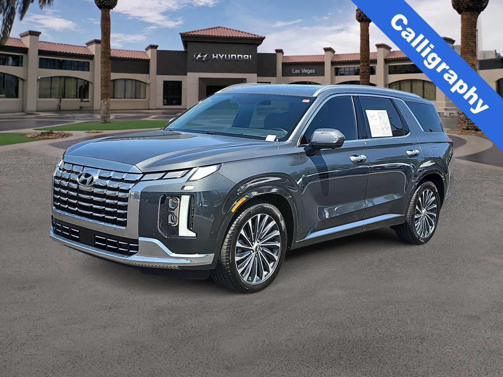 Certified 2023 Hyundai Palisade Calligraphy FWD image 4