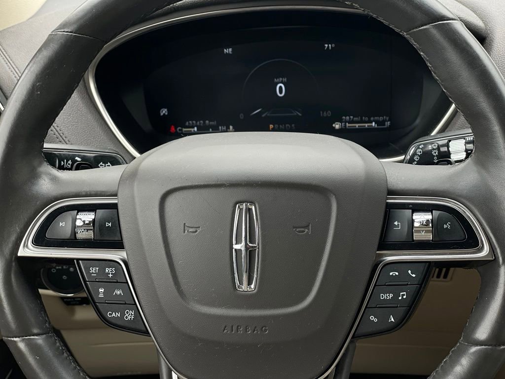 Used 2020 Lincoln Nautilus Reserve w/ Equipment Group 201A FWD image 12