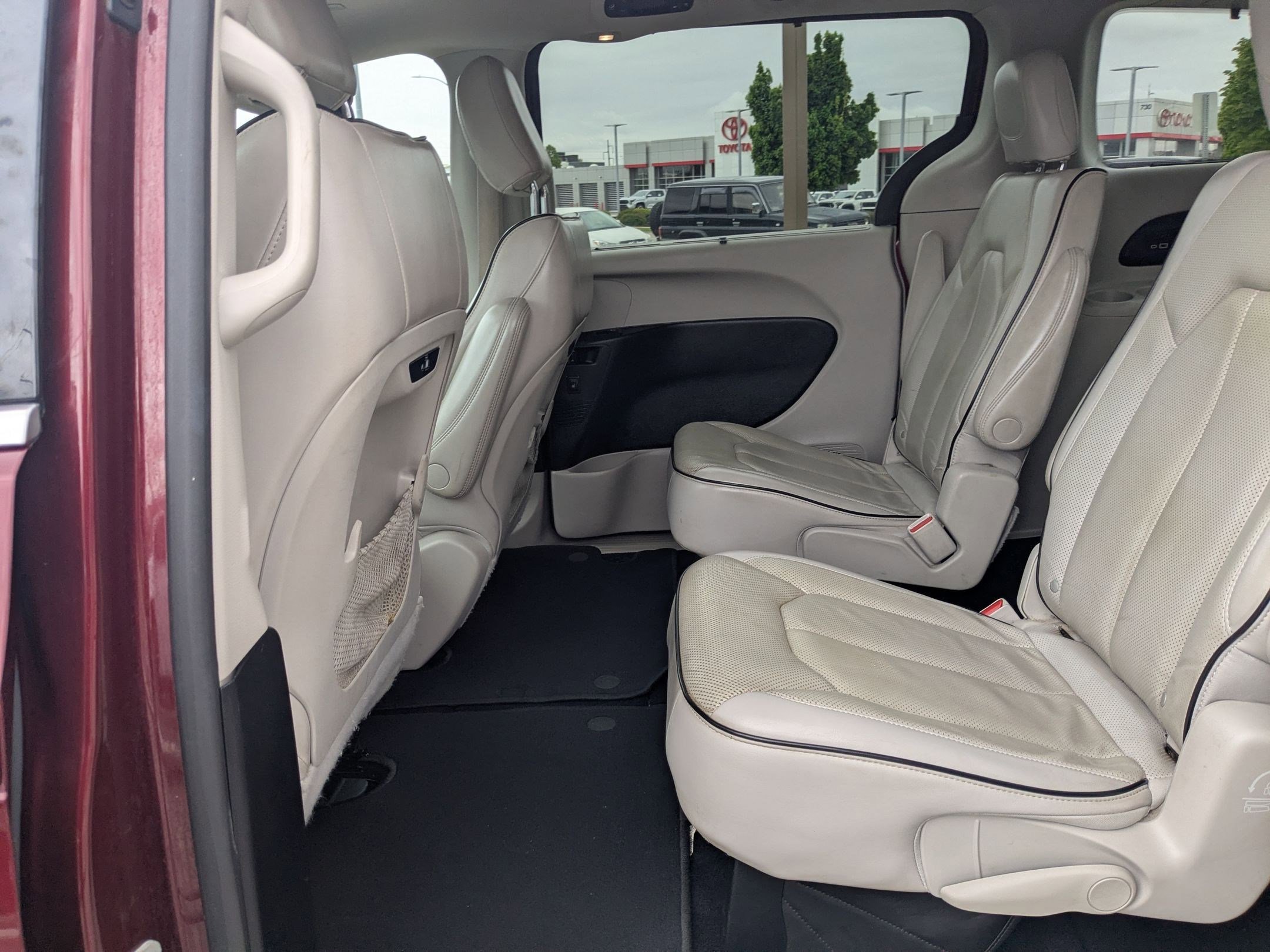 Used 2021 Chrysler Pacifica Limited w/ Premium & Safety Sphere Group AWD/4WD image 27