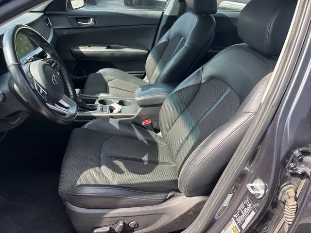 Used 2020 Kia Optima S FWD image 9