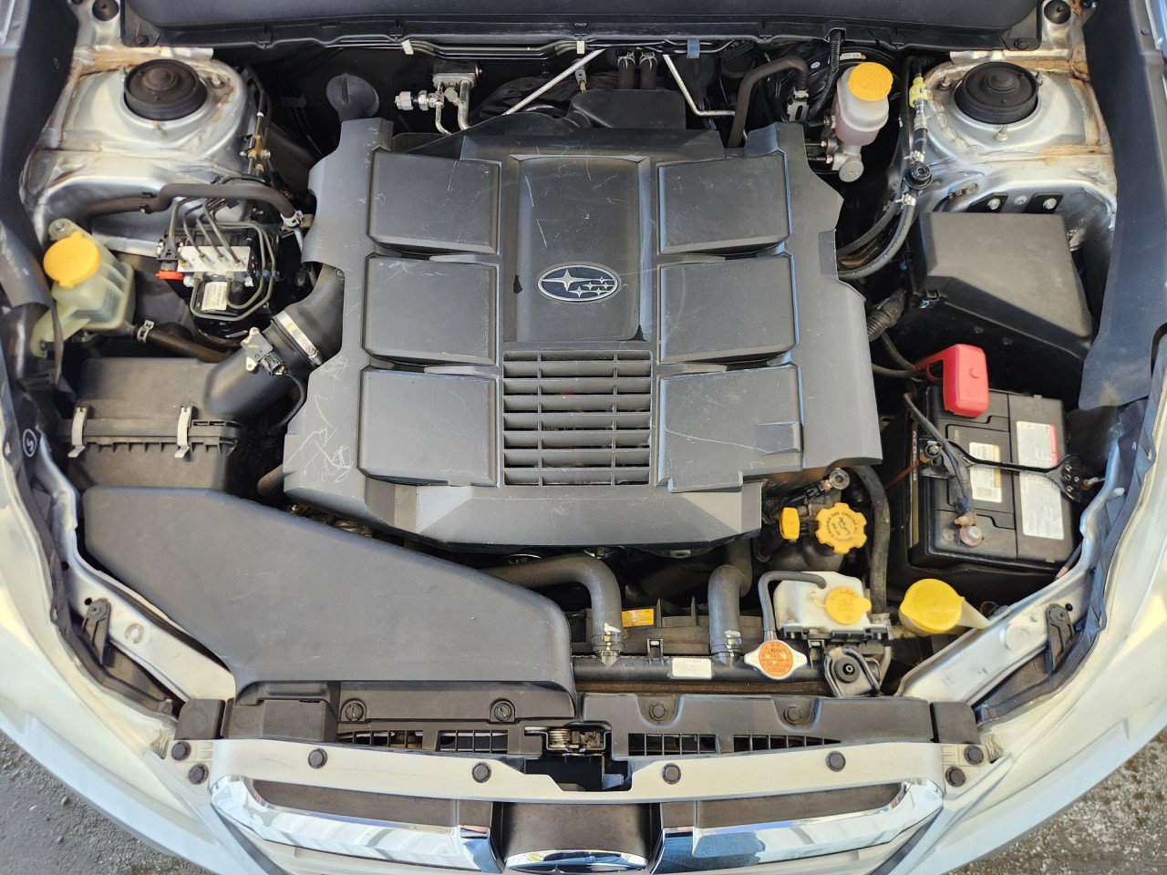 Used 2013 Subaru Outback 3.6R Limited AWD/4WD image 14