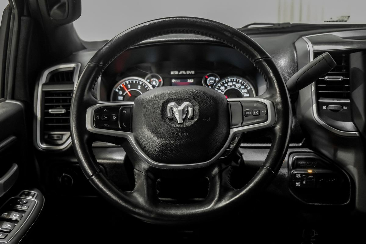 Used 2024 RAM 3500 Big Horn AWD/4WD image 16