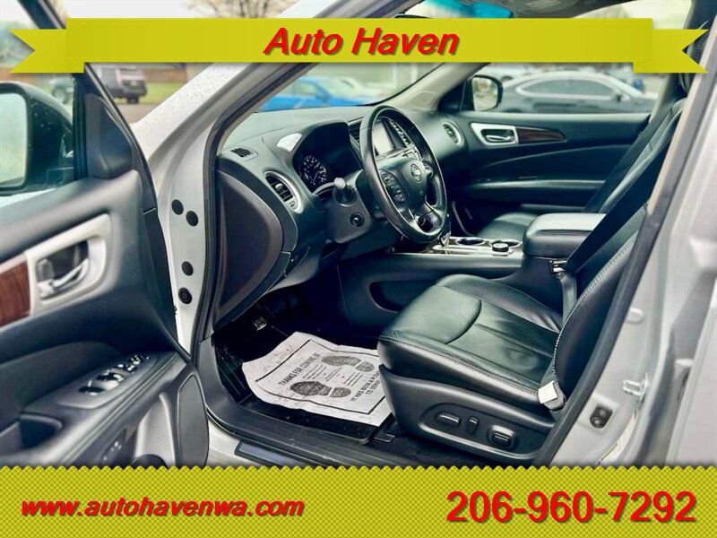 Used 2014 Nissan Pathfinder Platinum w/ Platinum Premium Package image 9