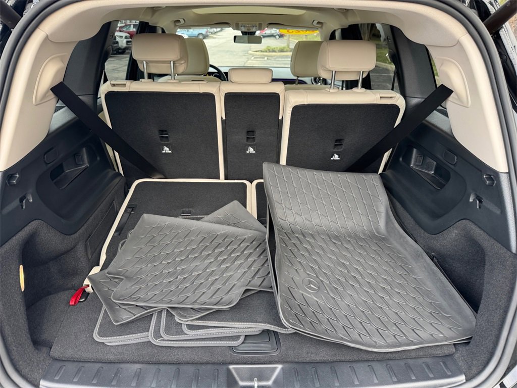 Used 2023 Mercedes-Benz GLB 250 4MATIC image 16