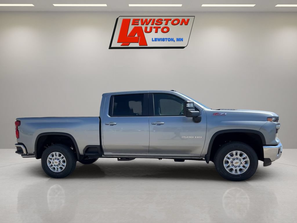 New 2026 Chevrolet Silverado 3500 LT w/ All Star Edition AWD/4WD image 6