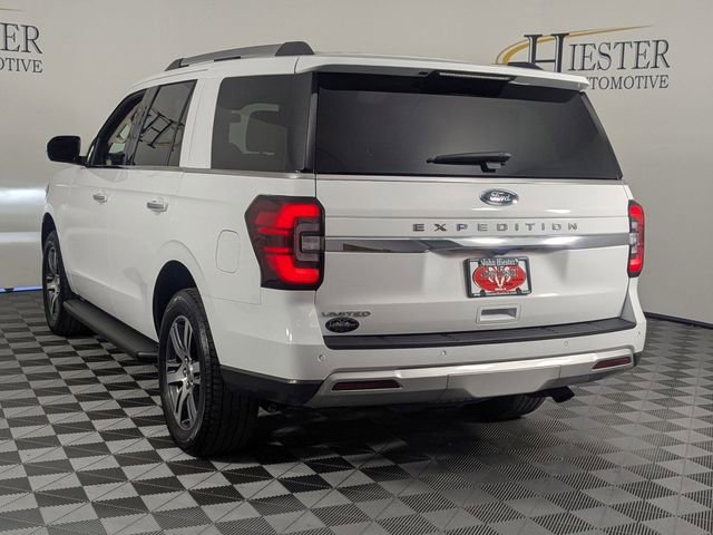Used 2024 Ford Expedition Limited image 5