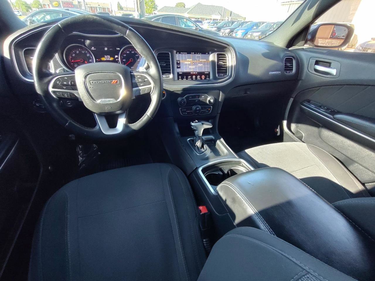 Used 2015 Dodge Charger SXT RWD image 39