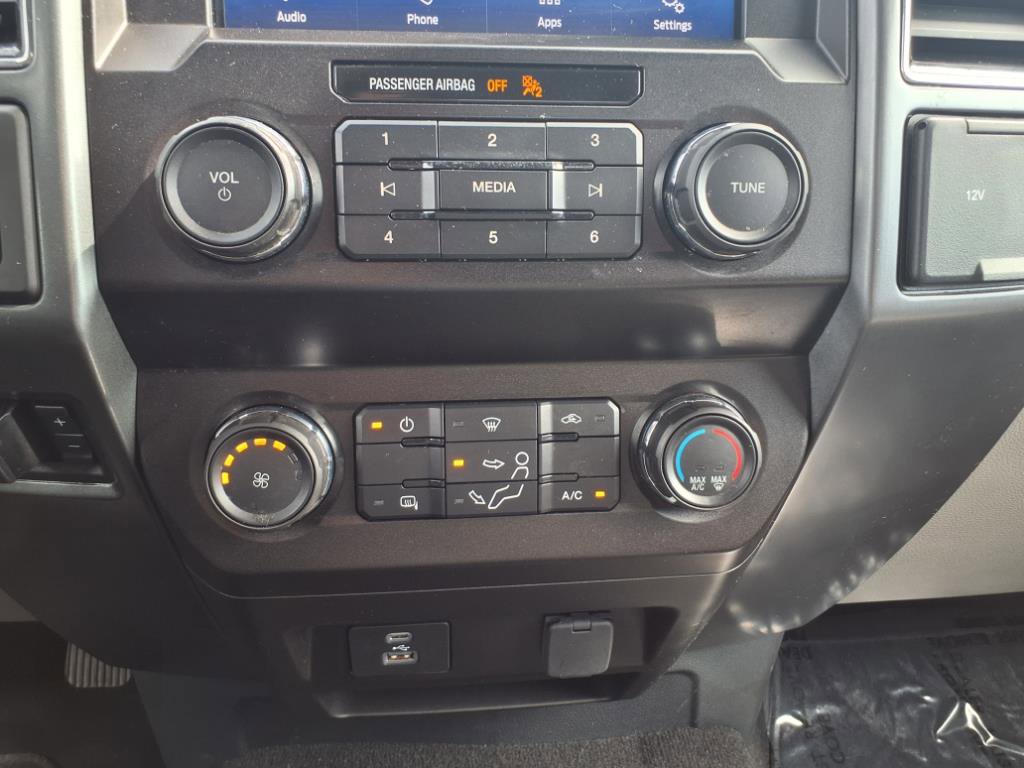 Used 2022 Ford F250 4x4 Regular Cab Super Duty image 38