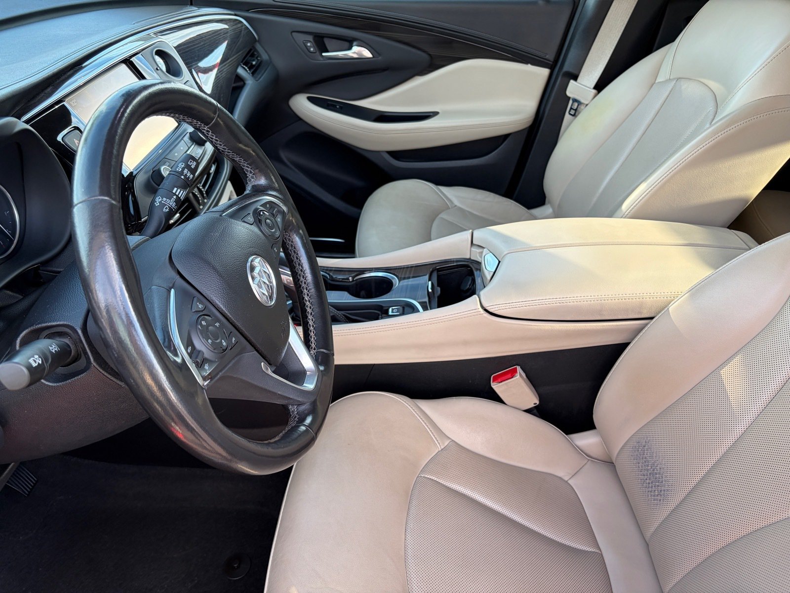Used 2019 Buick Envision Premium AWD/4WD image 16
