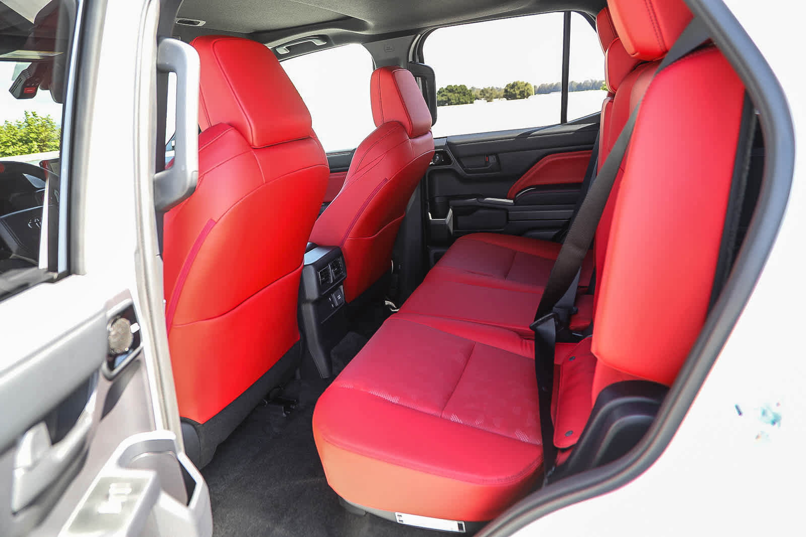 Certified 2025 Toyota 4Runner TRD Pro AWD/4WD image 19