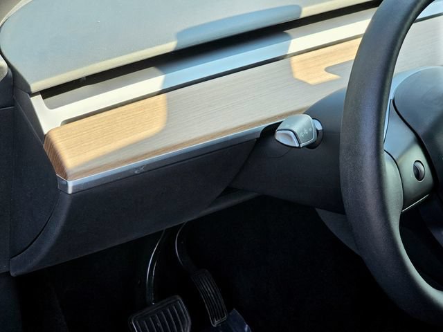 Used 2023 Tesla Model Y Long Range AWD/4WD image 15