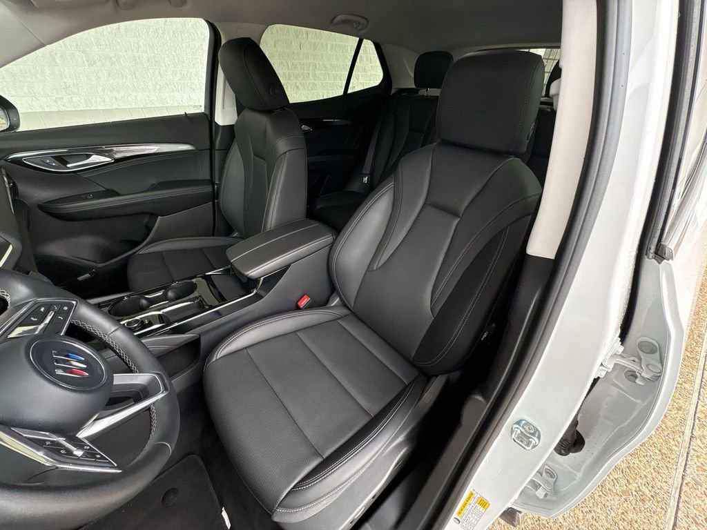 Certified 2025 Buick Envision Preferred image 19