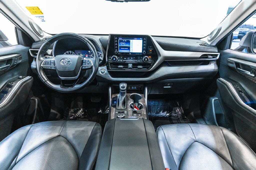 Used 2022 Toyota Highlander Limited AWD/4WD image 13