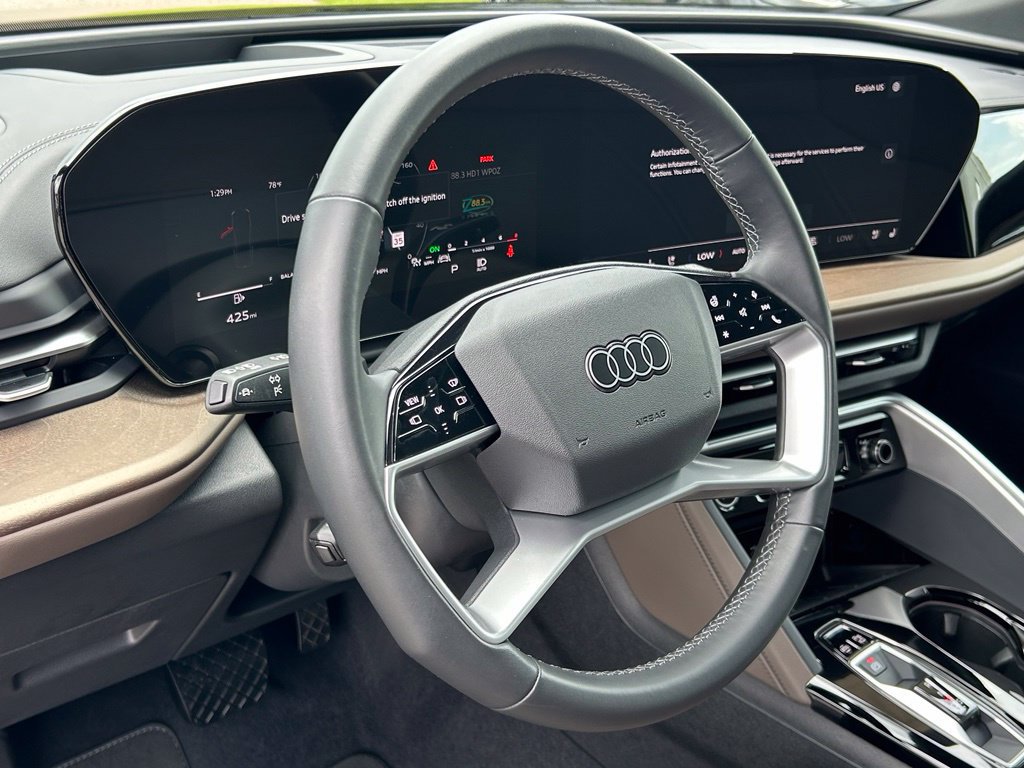 Used 2025 Audi Q5 Premium Plus AWD/4WD image 17