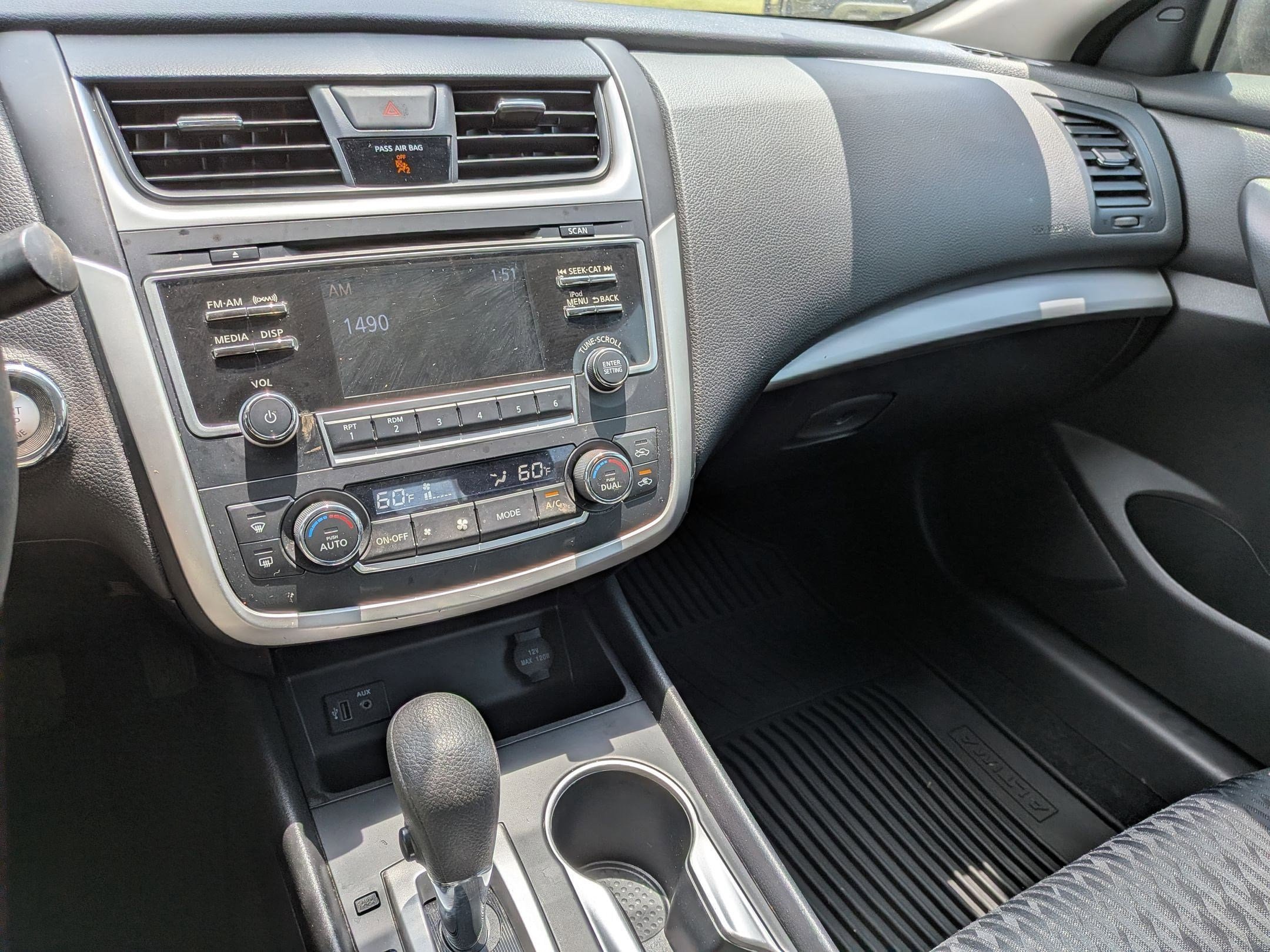 Used 2017 Nissan Altima 2.5 SV FWD image 23