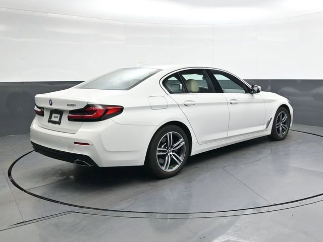 Used 2023 BMW 530i w/ Convenience Package image 4