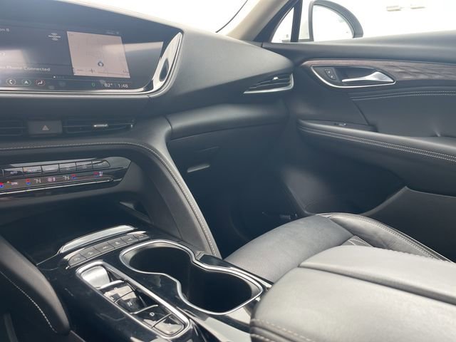 Used 2021 Buick Envision Avenir w/ Technology Package II image 16