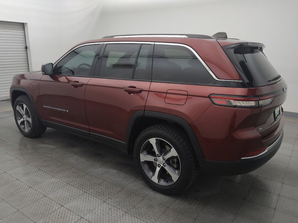 Used 2023 Jeep Grand Cherokee 4WD 4xe w/ Luxury Tech Group II image 3