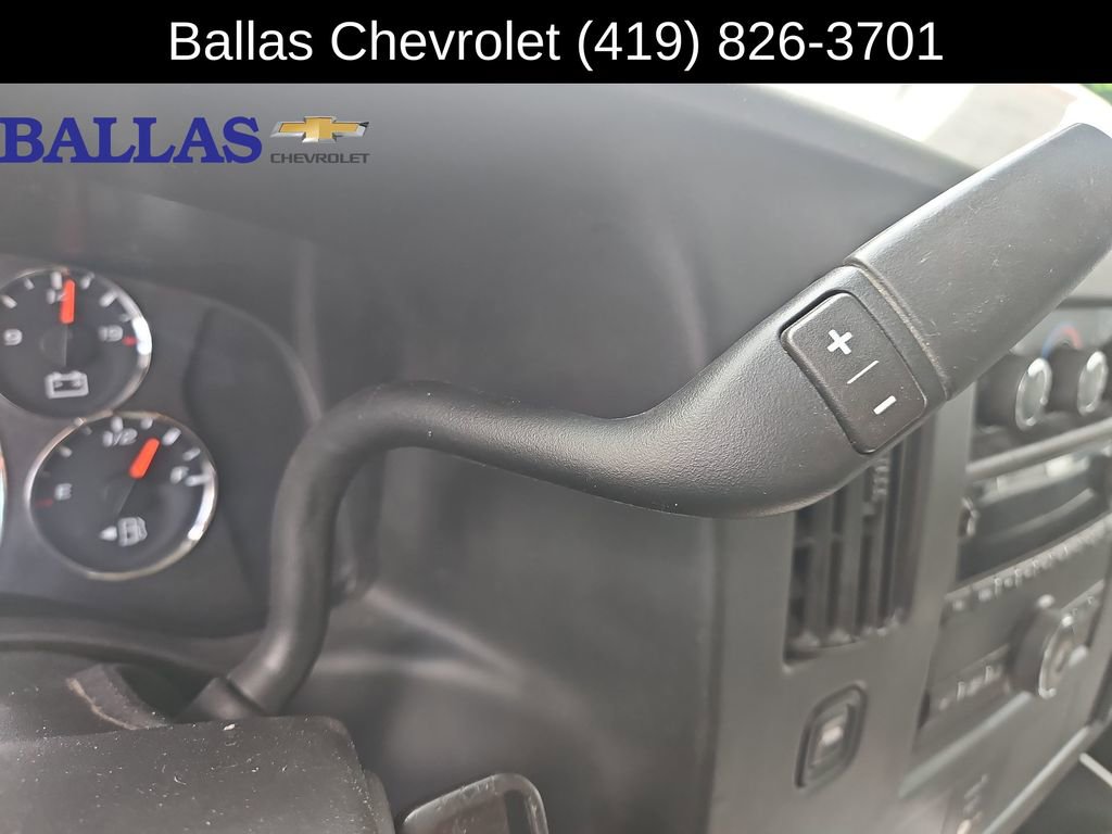 Used 2015 GMC Savana 2500 RWD image 15