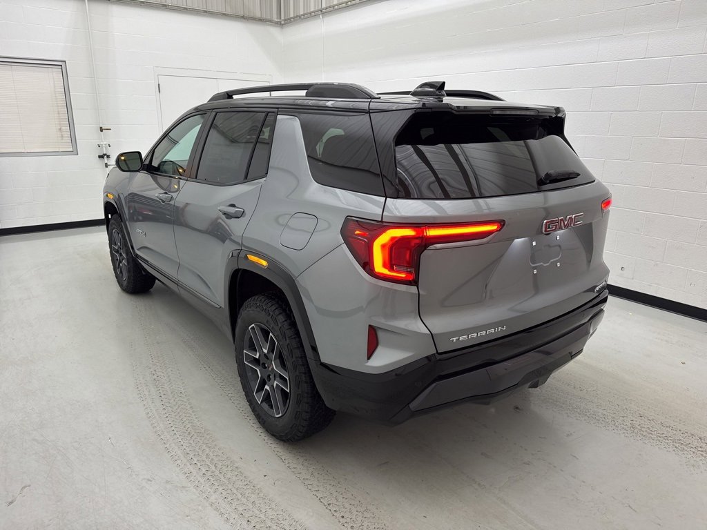 New 2026 GMC Terrain AT4 image 4