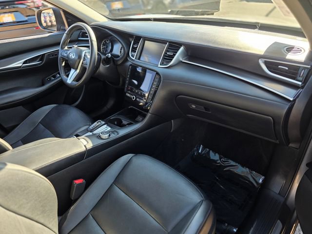 Used 2024 INFINITI QX50 Luxe image 9