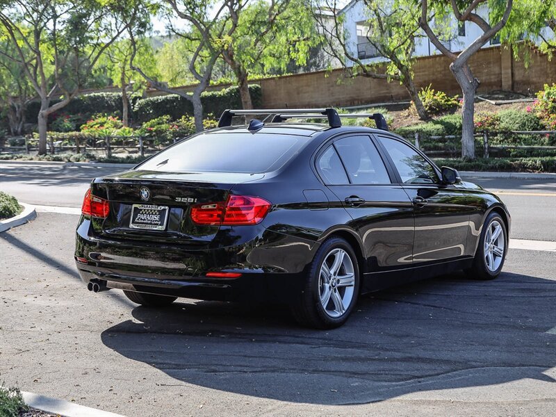 Used 2015 BMW 328i Sedan RWD image 5