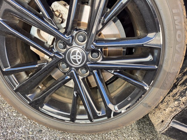 Used 2025 Toyota Camry SE FWD image 8