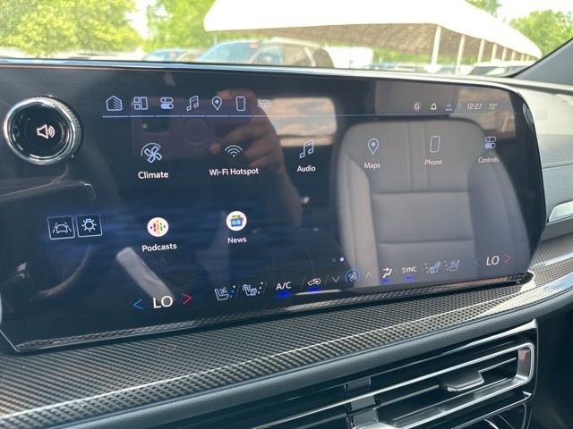 New 2025 Chevrolet Traverse High Country image 26