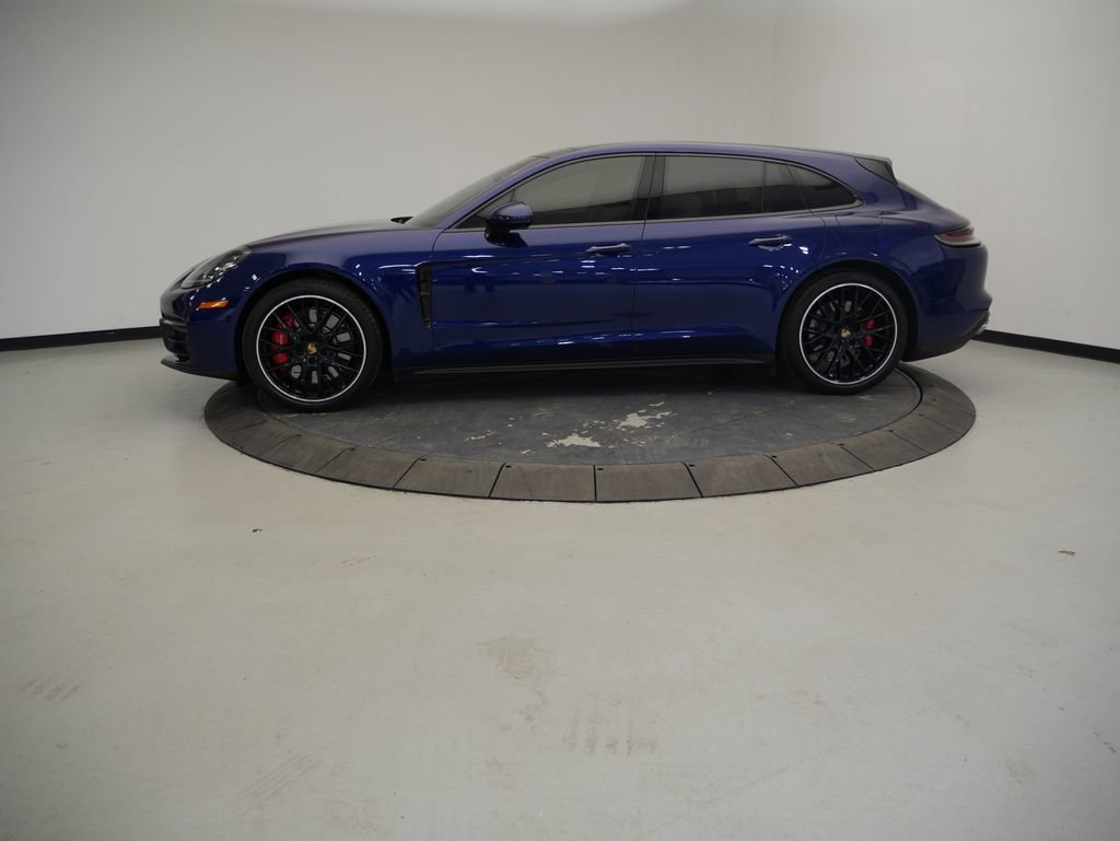 Certified 2023 Porsche Panamera 4S image 2