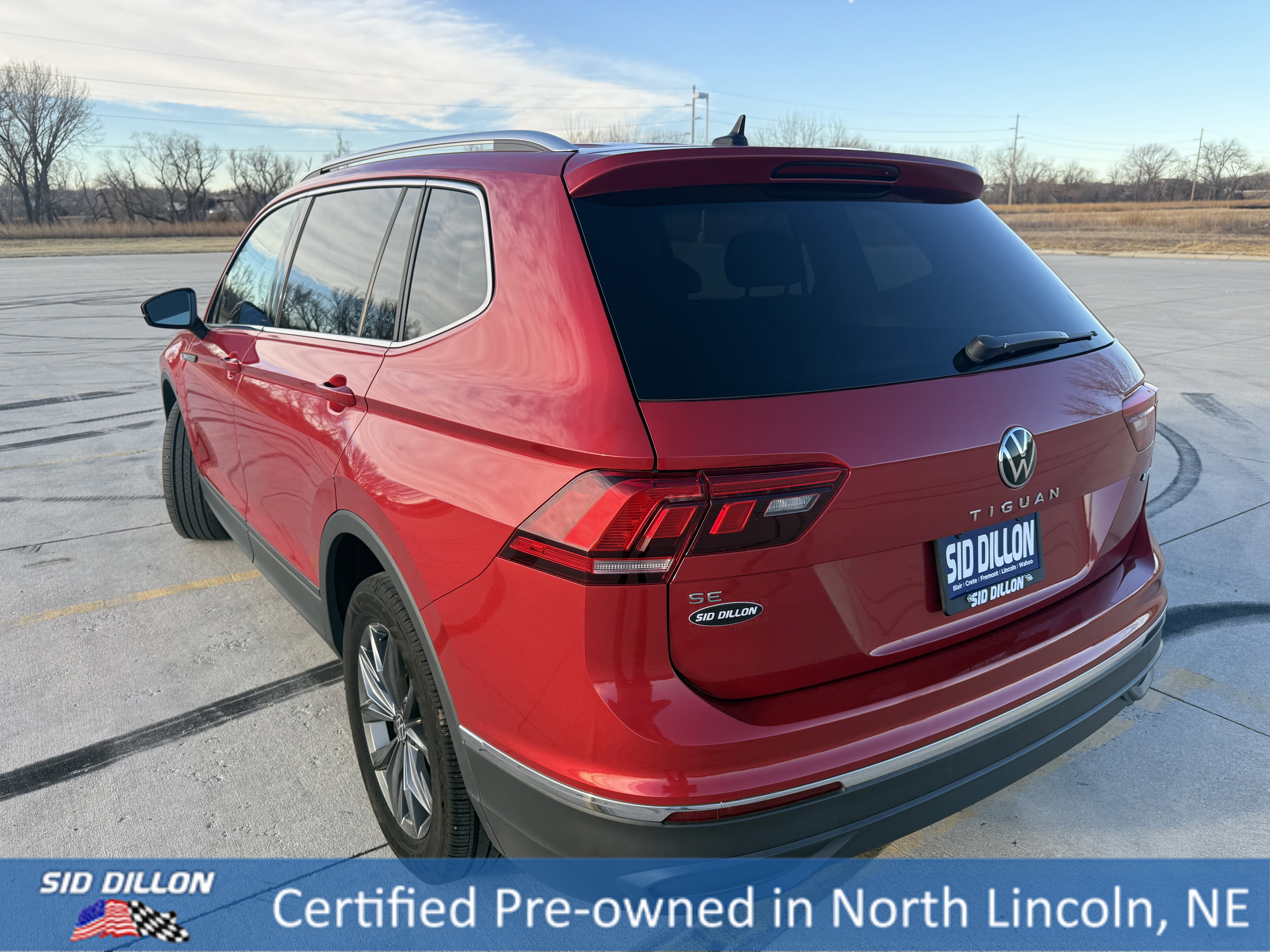 Used 2022 Volkswagen Tiguan SE image 7