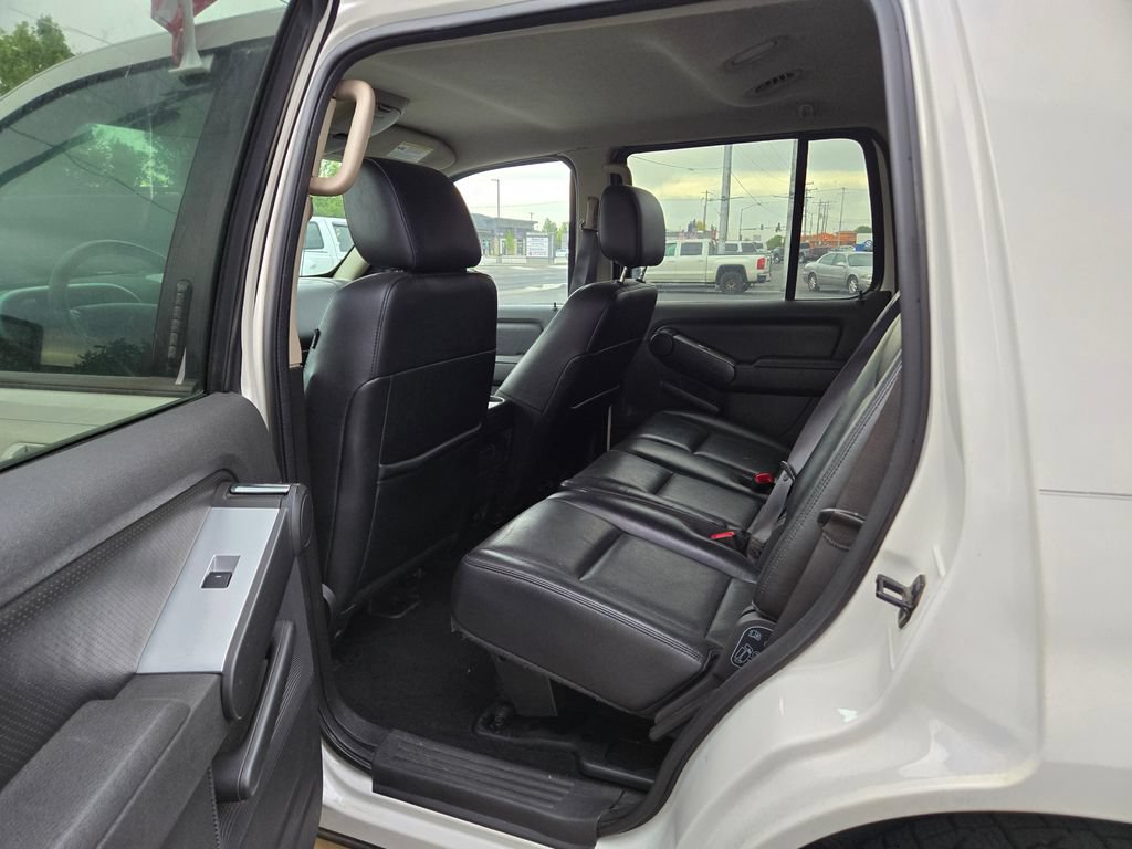 Used 2008 Mercury Mountaineer AWD image 10