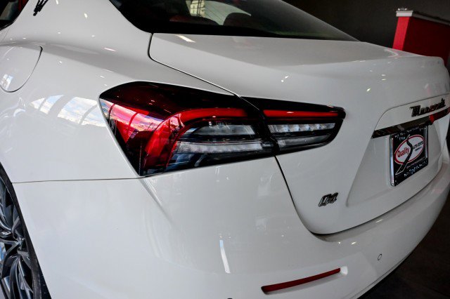 Used 2022 Maserati Ghibli Modena Q4 image 12