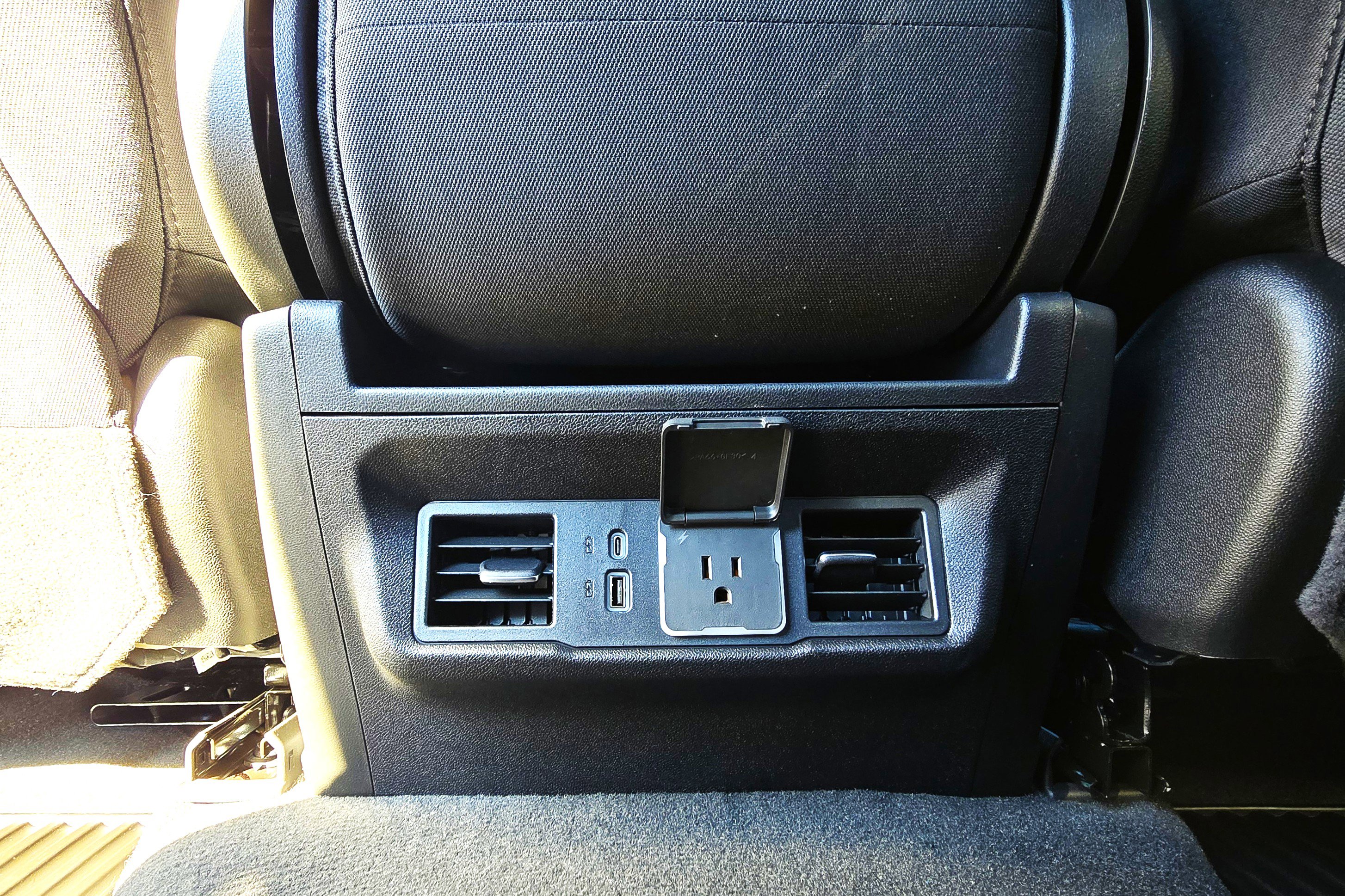 New 2026 GMC Sierra 1500 Elevation image 31