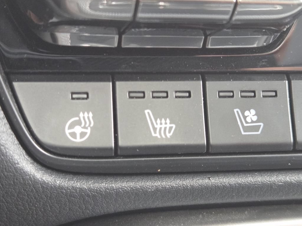 Certified 2024 MAZDA CX-90 Plug-In Hybrid w/ Premium Plus AWD/4WD image 7