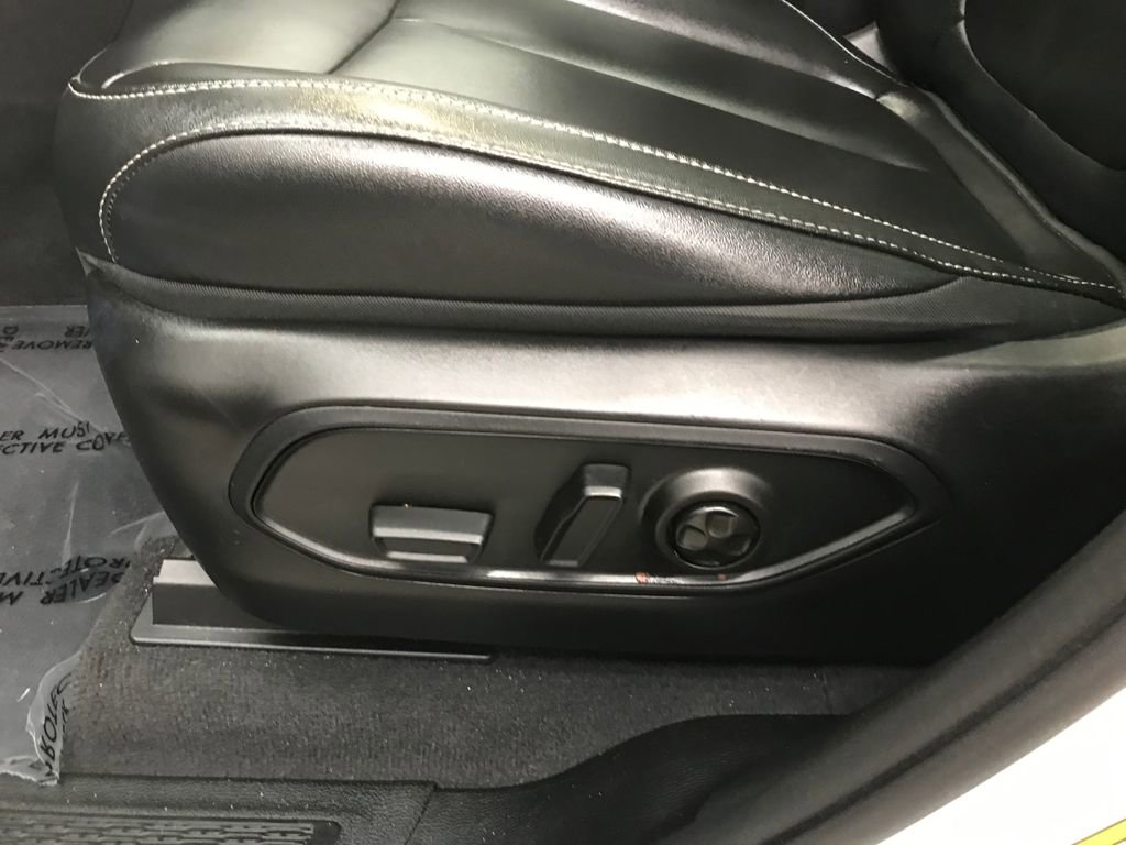 Used 2024 Jeep Grand Cherokee Limited 4xe image 32