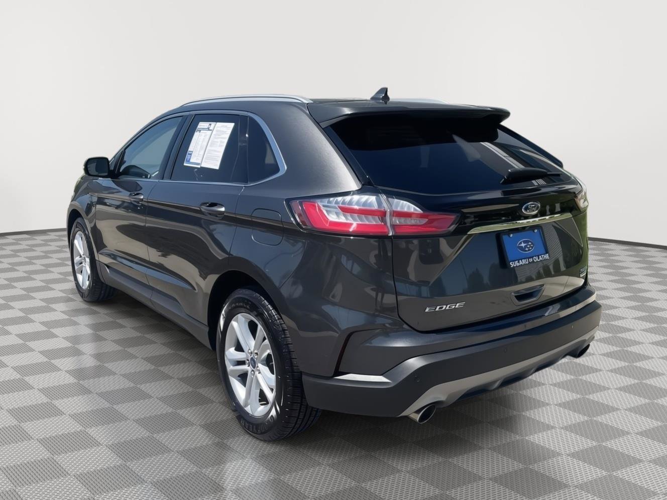 Used 2020 Ford Edge SEL FWD image 13