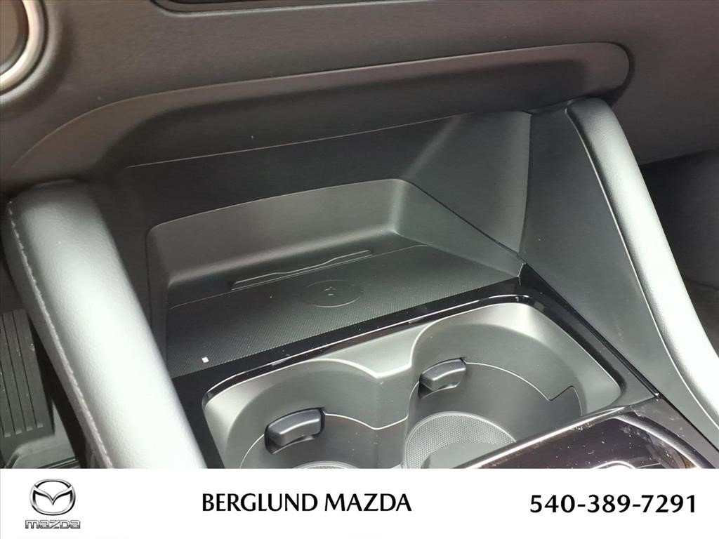 New 2026 MAZDA MAZDA3 Hatchback w/Premium Plus Pkg AWD/4WD image 21