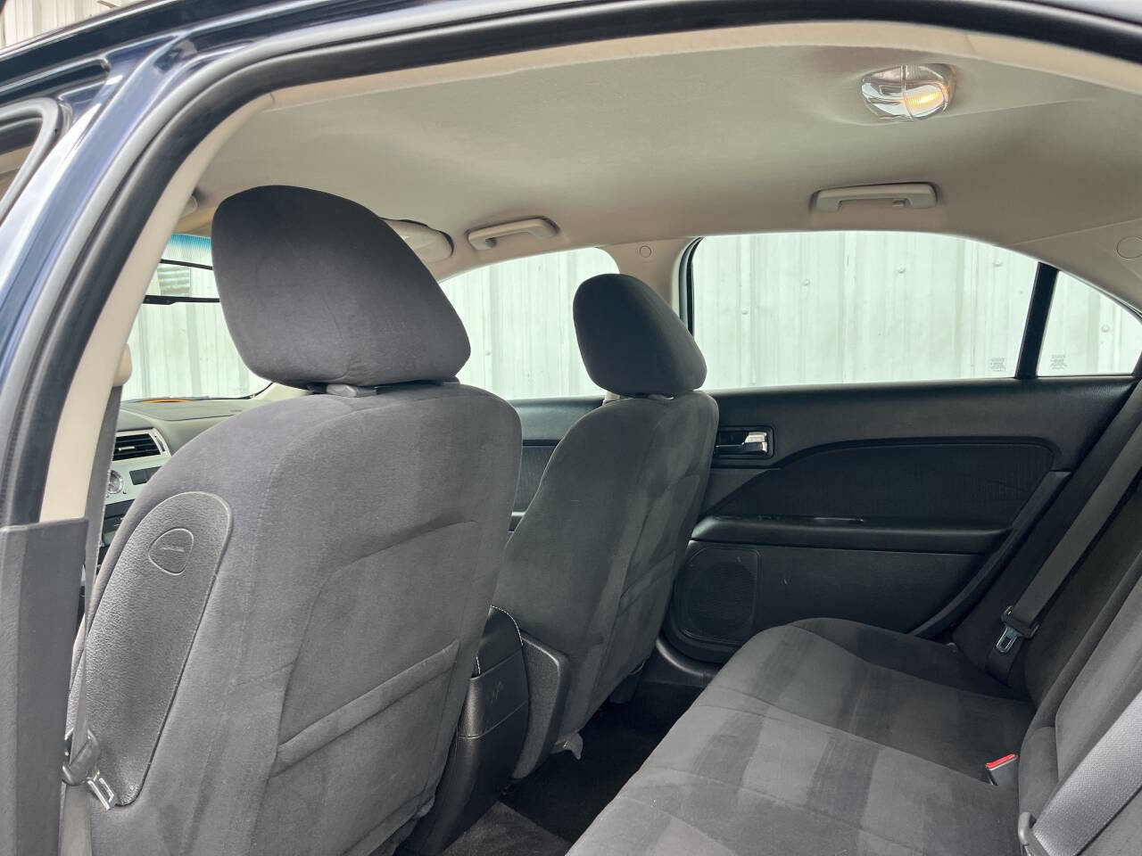 Used 2009 Mercury Milan image 12