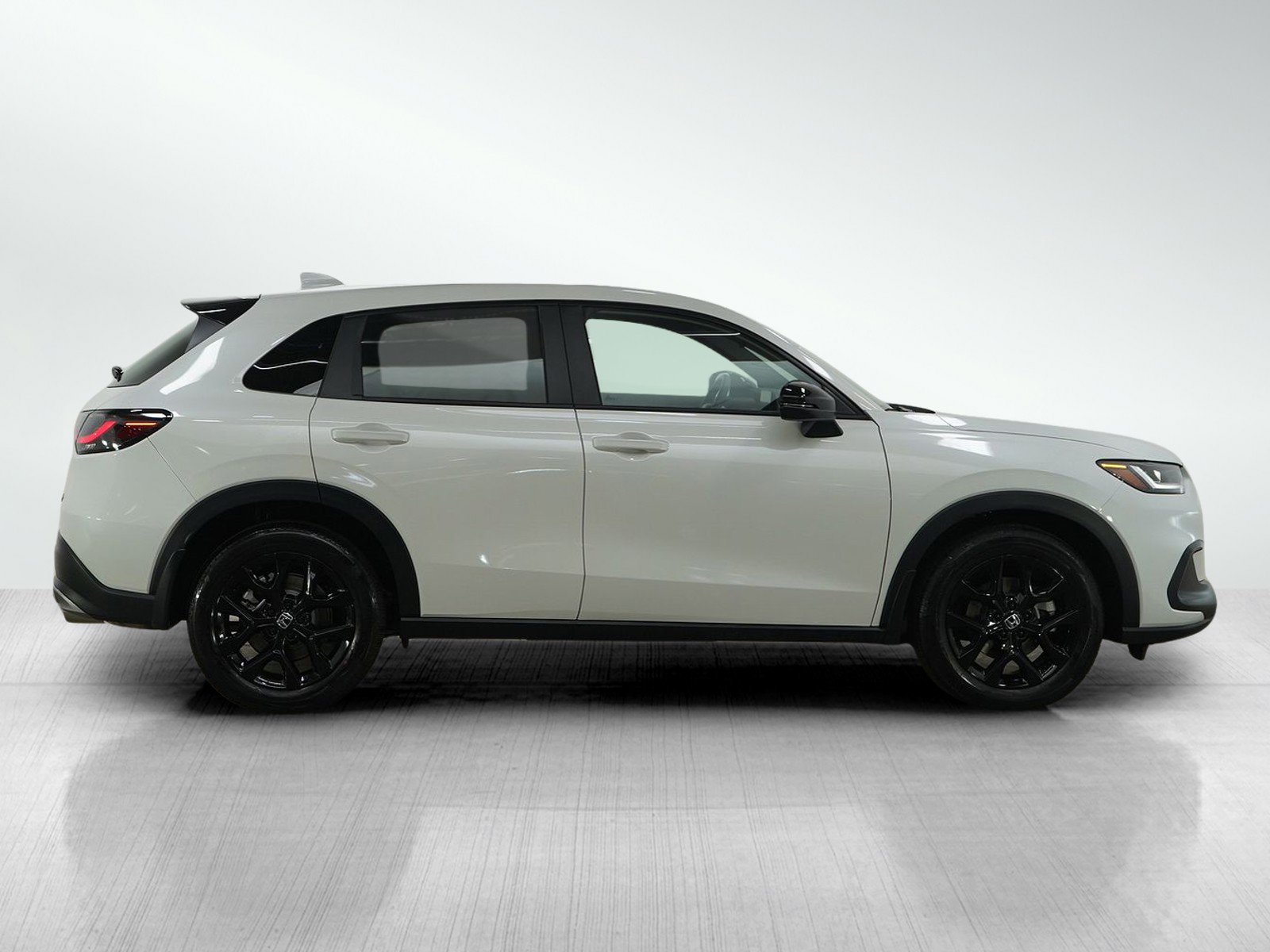 Used 2024 Honda HR-V Sport image 6