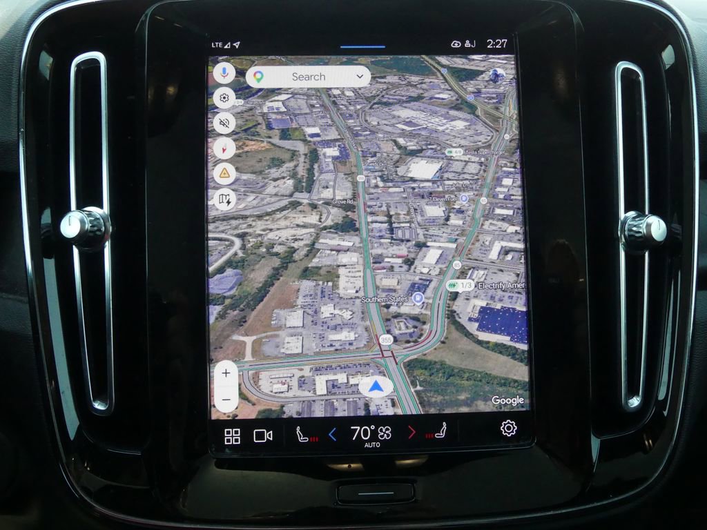 Used 2023 Volvo C40 P8 Recharge Plus image 8