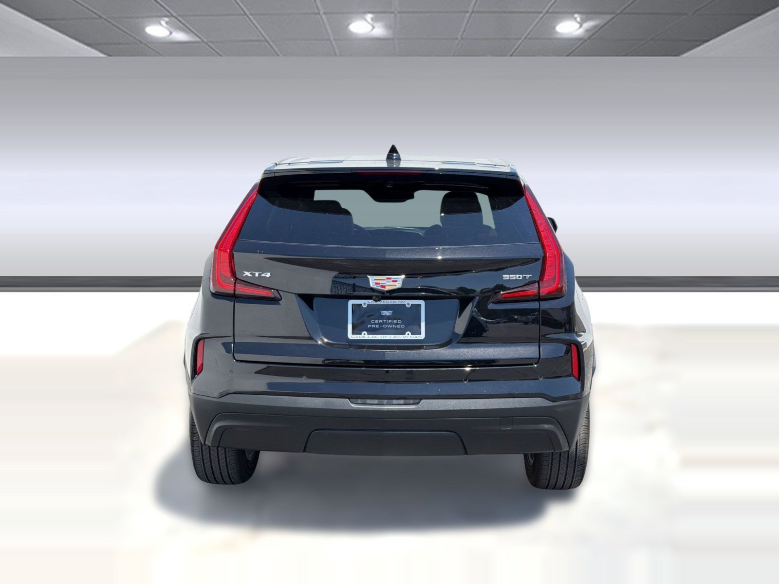 Certified 2024 Cadillac XT4 Luxury FWD image 9