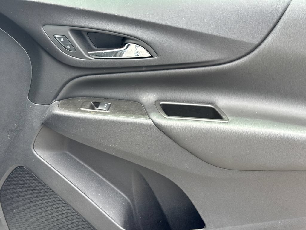 Used 2024 Chevrolet Equinox LT FWD image 16