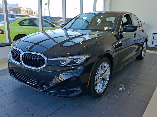 Certified 2025 BMW 330i xDrive Sedan w/ Convenience Package image 3