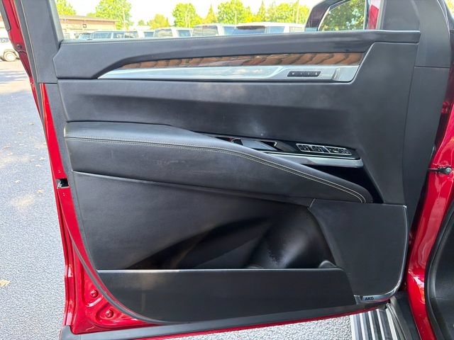 Used 2025 Cadillac Escalade ESV Sport Platinum RWD image 10
