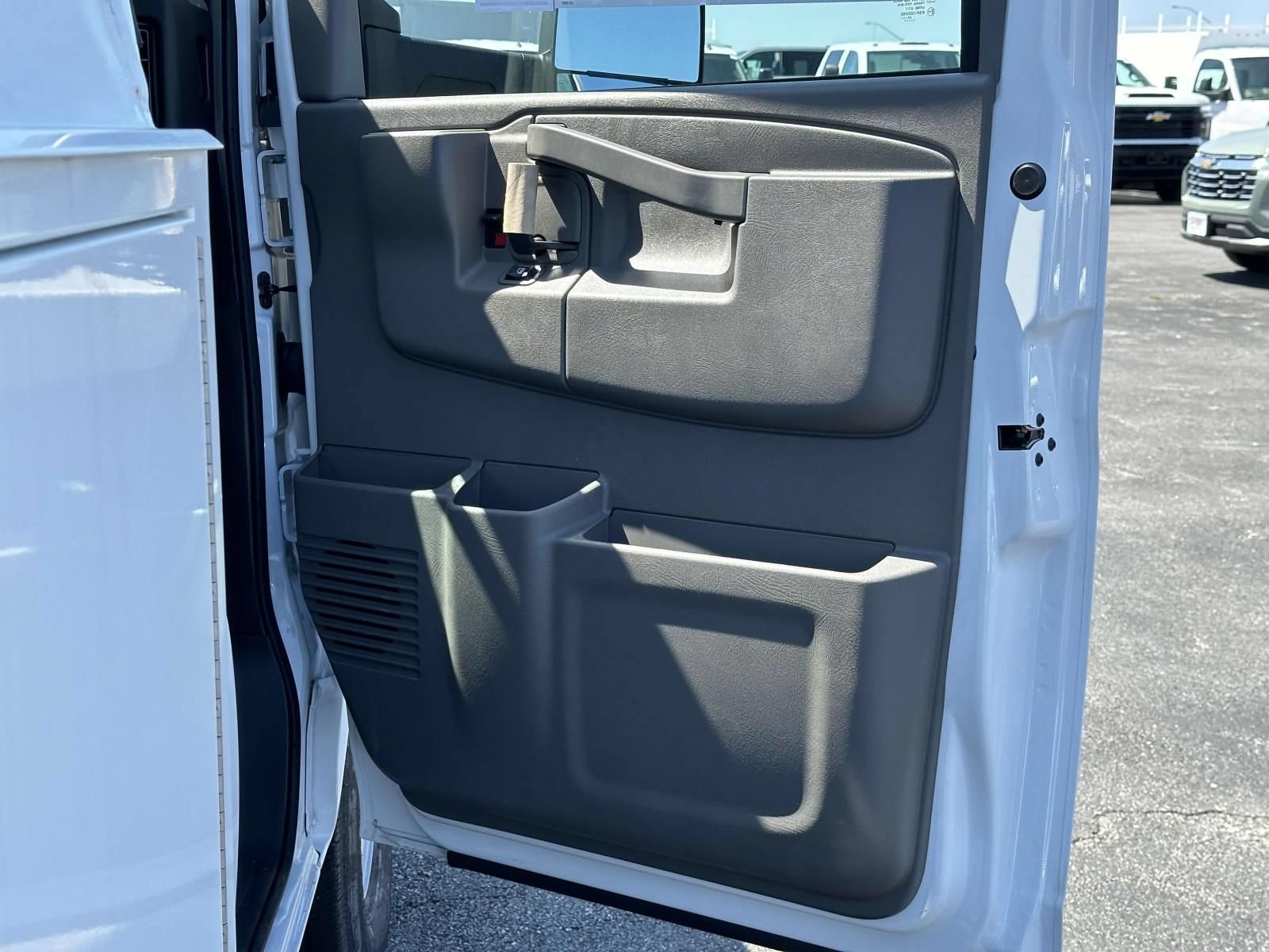 New 2024 Chevrolet Express 3500 w/ Power Convenience Package RWD image 10