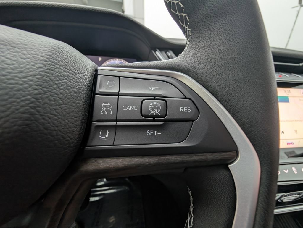 New 2026 Jeep Grand Cherokee Altitude image 19