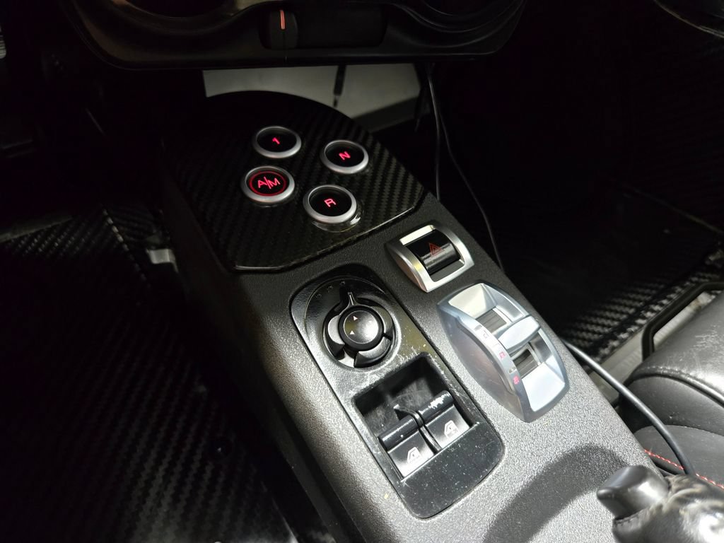 Used 2018 Alfa Romeo 4C Spider RWD image 28